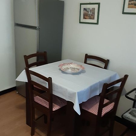 Apartman Legac Starigrad  Ngoại thất bức ảnh